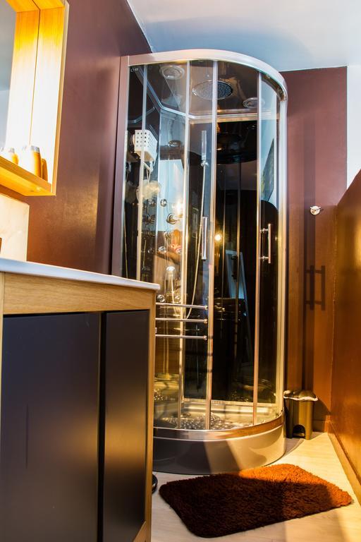 L'Armourier Bed & Breakfast Largentière Стая снимка