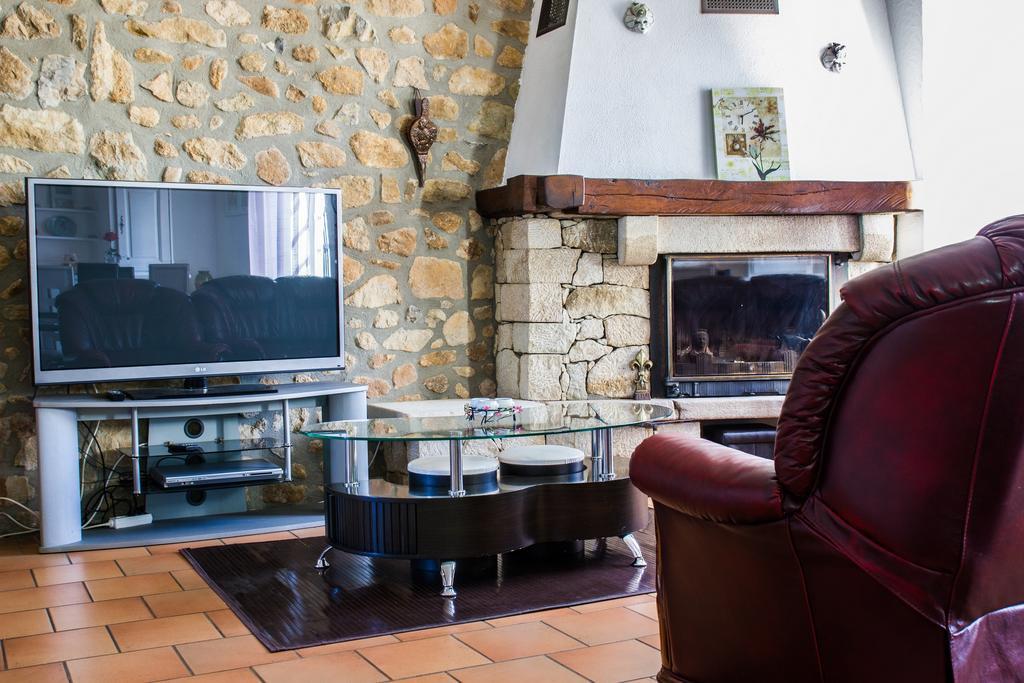 L'Armourier Bed & Breakfast Largentière Екстериор снимка