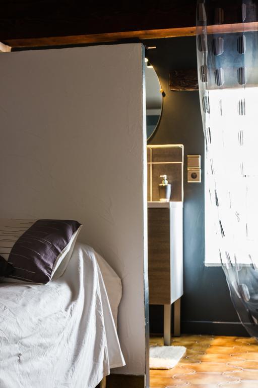 L'Armourier Bed & Breakfast Largentière Стая снимка